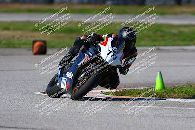 media/Jan-21-2023-Fastrack Riders (Sat) [[fcf3f88a30]]/Level 3/Session 4 Turn 6-Mountian Shot/